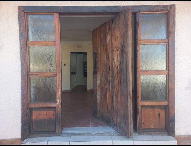 3 BEDROOM FREESTANDING FOR SALE IN RENSBURG